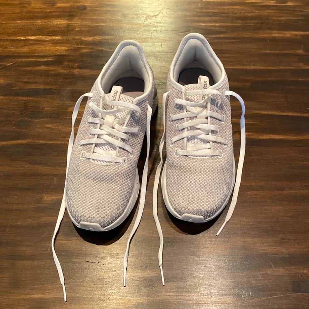 Adidas cloudfoam tennis shoes